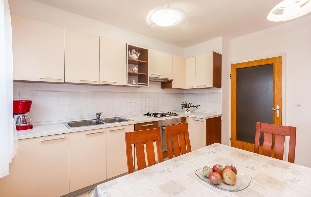 Apartamento Mila Poreč Exterior foto